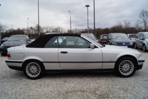 BMW 318i Cabrio (E36)